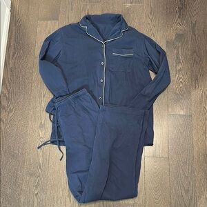 Uniqlo navy pajama set size small